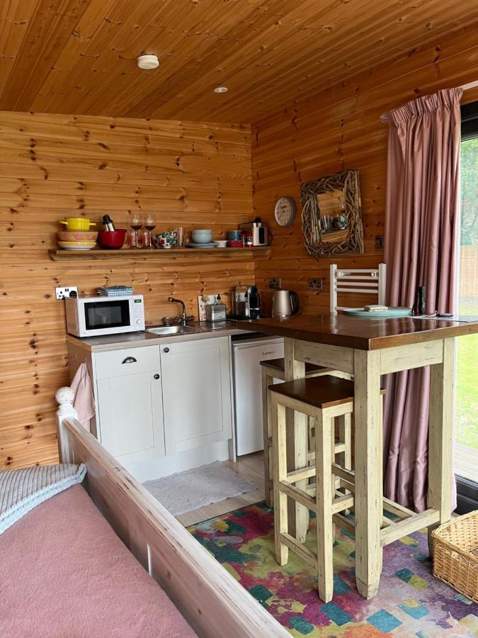 Self Contained Garden Studio With Stunning Views Sissinghurst Eksteriør billede